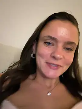 Stella_Rosee - Spit on your boobs + nipple tease 🥵