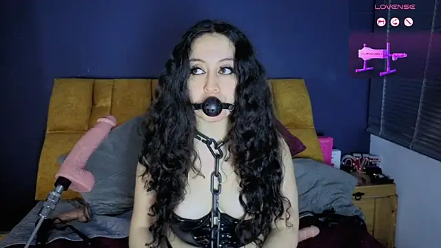 Živý XXX chat KendraaSimons