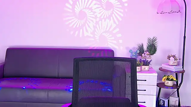 Rabbit-001n Live XXX chat