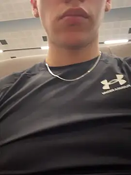 Luke_Muscle Adlı Modelin Canlı XXX Sohbeti
