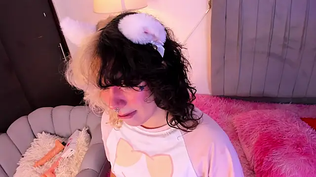 XXX chat uživo modela Hunter_Moon
