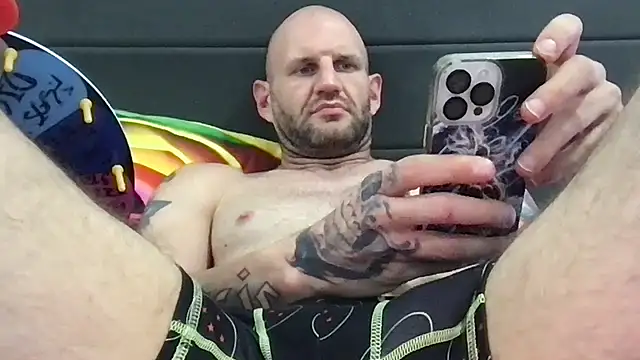 brianomally লাইভ XXX চ্যাট