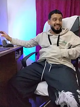 Онлайн чат XXX BadboyX333