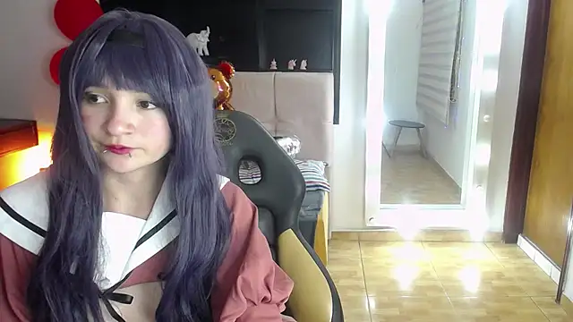 XXX chat uživo modela _Charlotte_Collins_