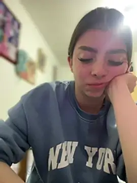 Cloew_Marz's Live XXX Chat