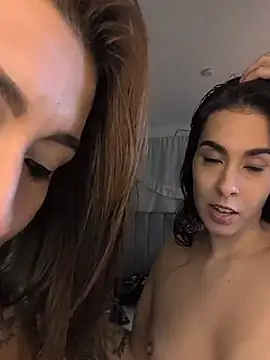 LatinaRoomies Obrolan Langsung XXX