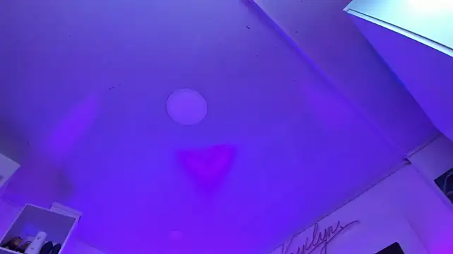 Kayilyn - PLUG ASS 😘