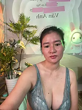 Miuxynh লাইভ XXX চ্যাট