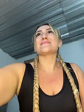 Chat XXX ao vivo de ELA_PL