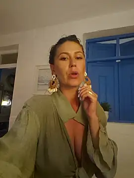 แชท XXX สดของ CelynaRoss