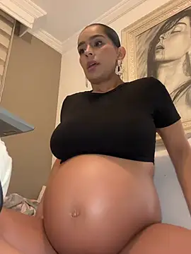 Mau_White - show my tits GLT 4 photos toppples
