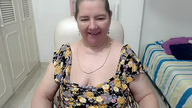 Chatroom XXX en direct de leonela_69