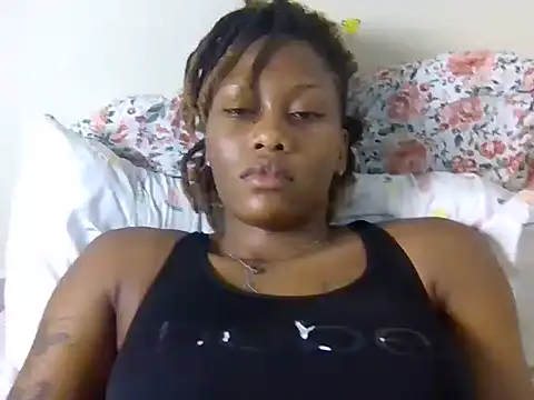 Missprettydoll - show face