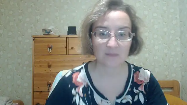 Chat +18 de Smart_Rose ao vivo