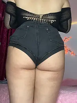 Amelia_laurent 即時 XXX 聊天