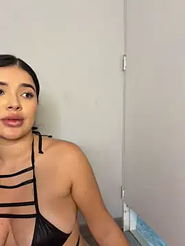 Ariana_Falagan live XXX chat