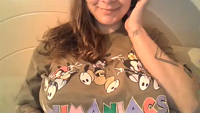 Chat +18 de xxxluana ao vivo