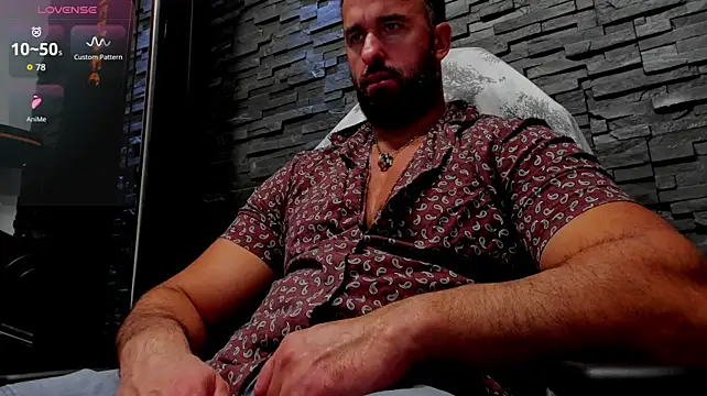 צ'אט XXX בשידור חי של David_Big_Daddy