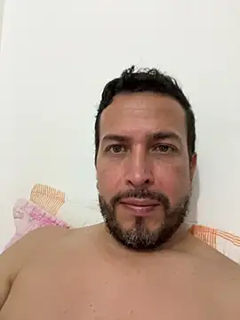 Chat +18 de JX7NOVA ao vivo