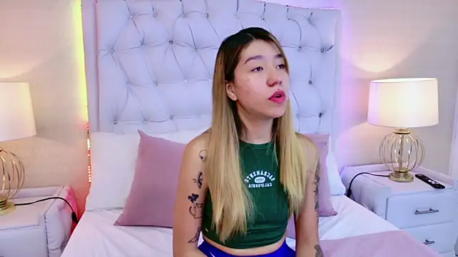 VioletSweetts - Doggy and spank ass 🍑🔥