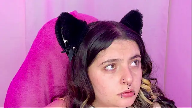 Živý XXX chat Sachi_Meow