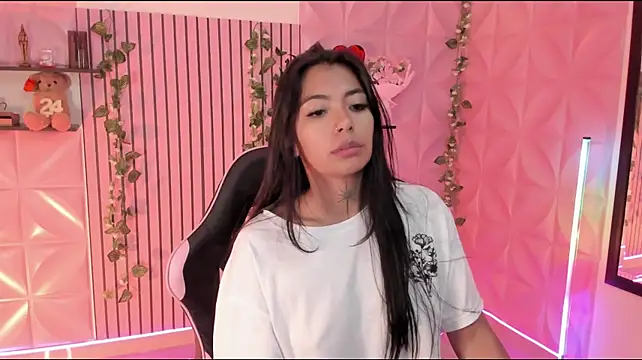 NattGomez live XXX chat