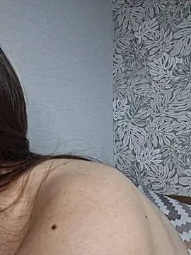 Olivia_OliV - 2 nude photo in pm🥵