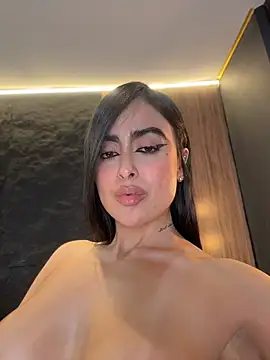 Alexandra_duque - GIANT SQUIRT LIKE A TSUNAMI +DOMI INSIDE