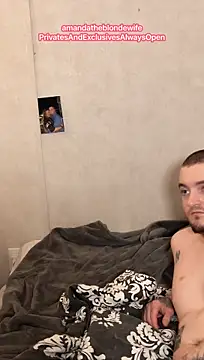 amandatheblondewife Adlı Modelin Canlı XXX Sohbeti