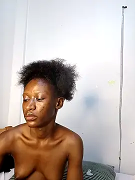 Divine-Ass' Live XXX Chat