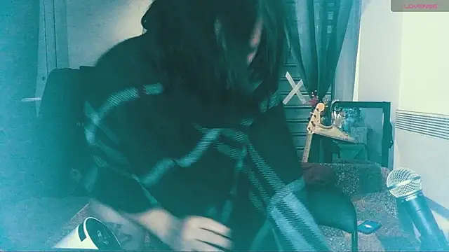 sademobeer's Live XXX Chat