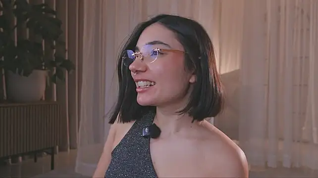 AmyArmstrong 라이브 XXX 채팅