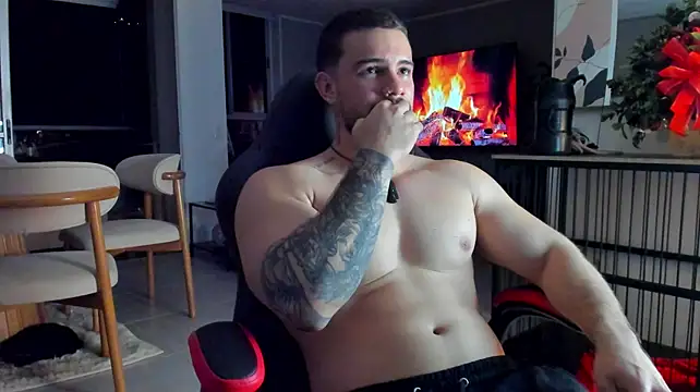 Valenthino_Salvatore live XXX chat