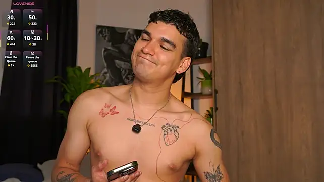 JhonnyCruz_n Live XXX chat
