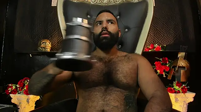 BeardAndrew élő XXX-chatje