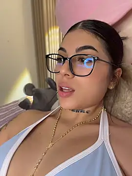 Sarasanders_4 - SPANKS ASSX5 + oil in my ass