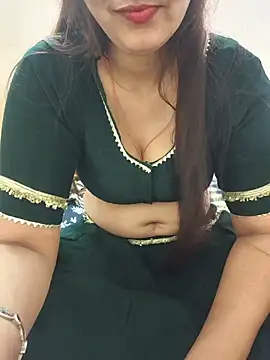 צ'אט XXX בשידור חי של saijal_rao