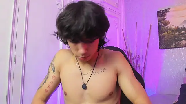 แชท XXX สดของ Tyler_durten