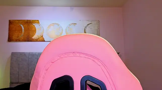 clara_evanss' Live XXX Chat