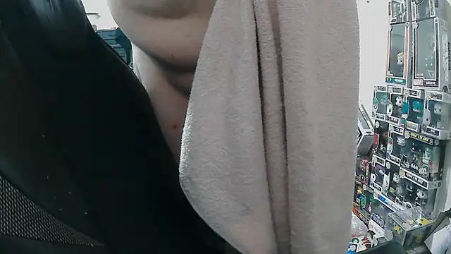 Czat XXX na żywo – Barrentine88
