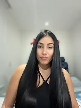 areviklusine1 Live XXX-chat