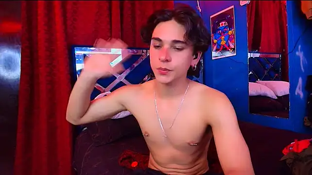 Luke_Howland – Naživo XXX chat
