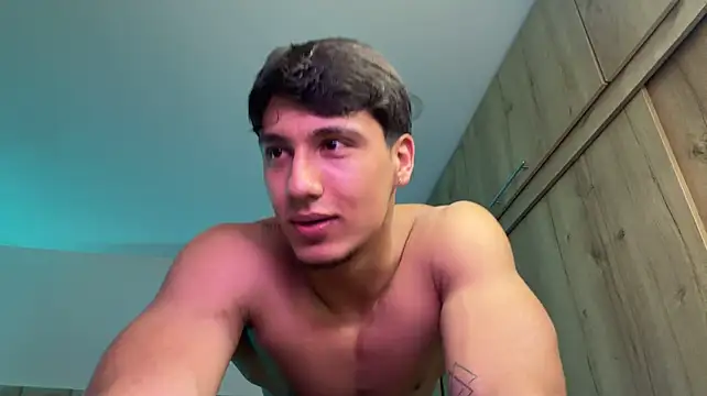 CHRIS_MORGAN1 Live XXX-chat