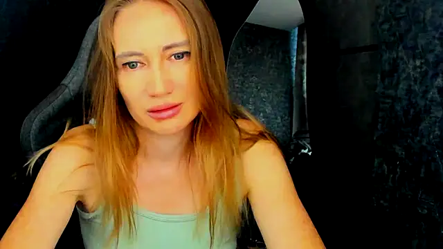 Chat XXX en directo de JessFoxxx