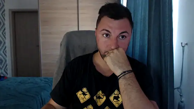 HankMalone Chat XXX live
