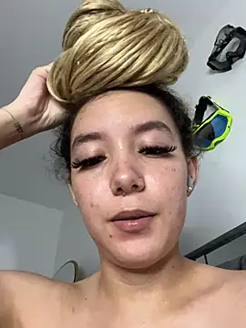 Chatroom XXX en direct de alaia_princess