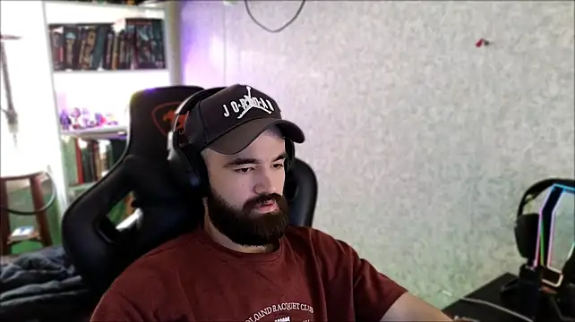 XXX chat uživo modela _Serious_Man