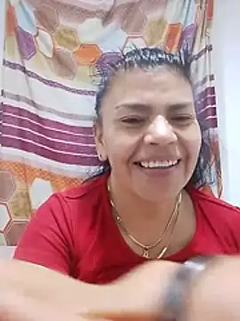 Jennifer_squirt1 - Donation of tokens for dynamic games