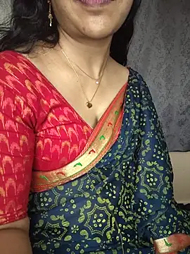 Cute-Smiely-Queen-Telugu