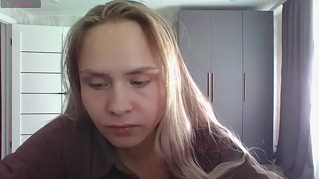 XXX chat uživo modela Annie_Cohn